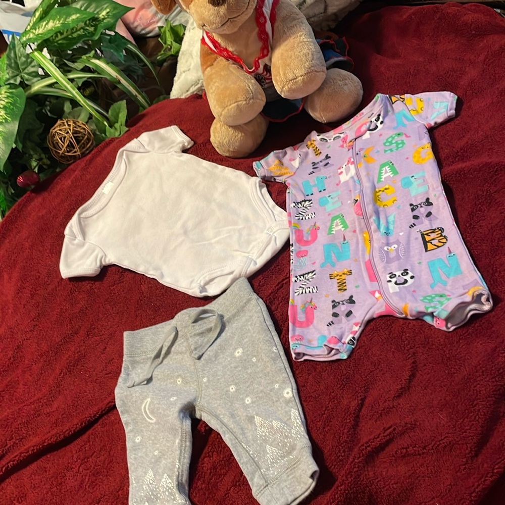 NWOT~ BABY GIRL BUNDLE 3 pieces 2 Outfits Babygear PJ Place Old Navy All 3-6M